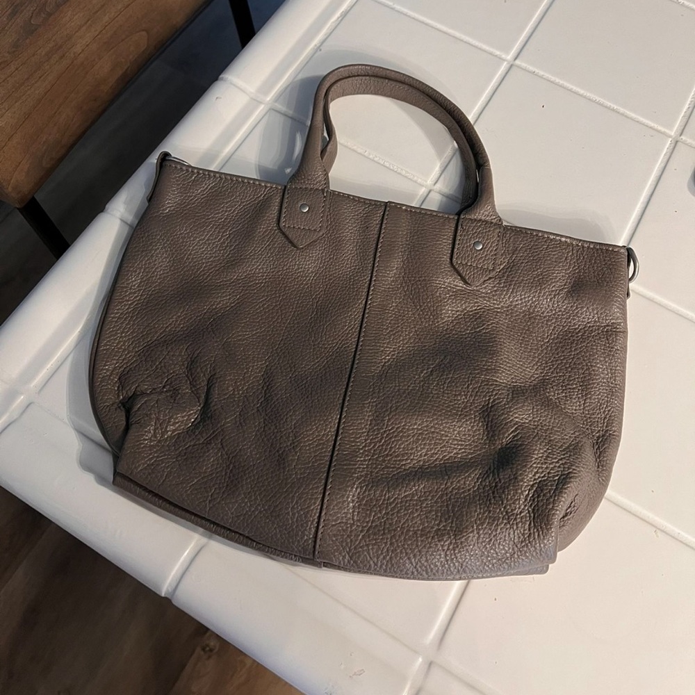 Tan leather bag